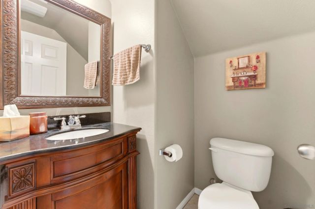 465 Ashbourne Gln, Escondido, CA 92027