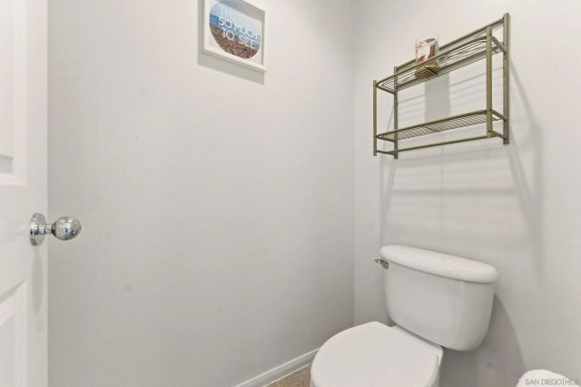 465 Ashbourne Gln, Escondido, CA 92027