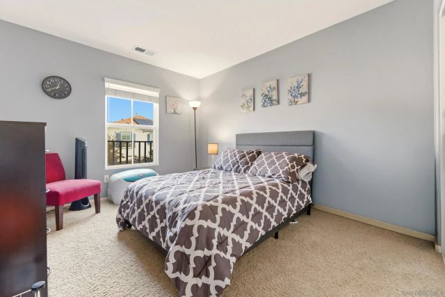 465 Ashbourne Gln, Escondido, CA 92027