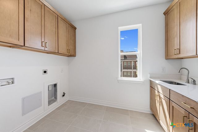 795 N Academy Avenue, New Braunfels, TX 78130