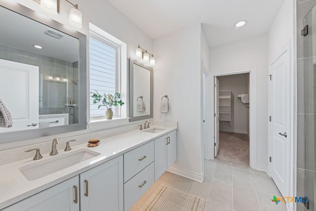 795 N Academy Avenue, New Braunfels, TX 78130