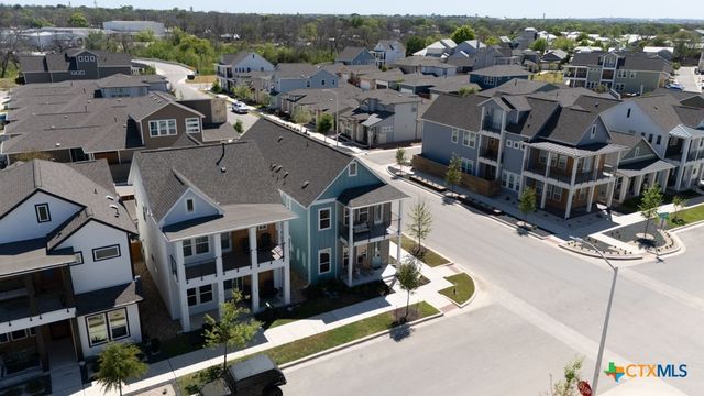 795 N Academy Avenue, New Braunfels, TX 78130