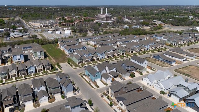 795 N Academy Avenue, New Braunfels, TX 78130