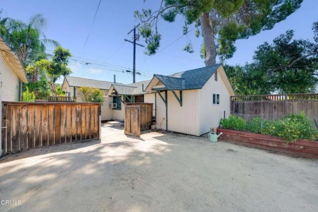 580 N 1st Avenue, Upland, CA 91786