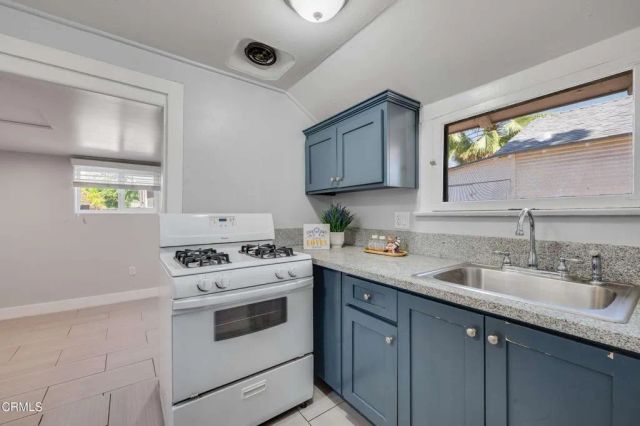 580 N 1st Avenue, Upland, CA 91786