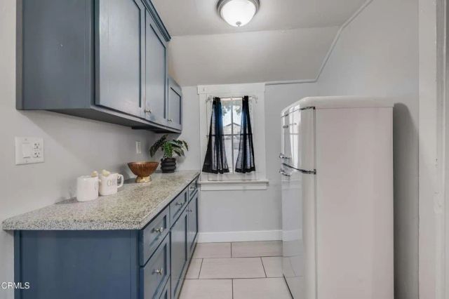 580 N 1st Avenue, Upland, CA 91786
