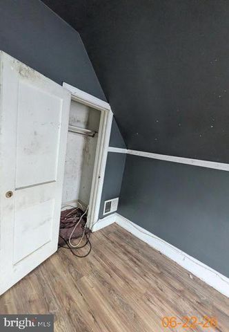 332 ATLANTIC AVE, Hamilton, NJ 08629