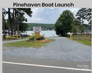 163 Hill crest Road, New London, NC 28127