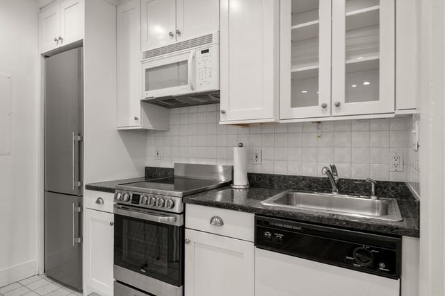 236 Beacon St 1E, Boston, MA 02116