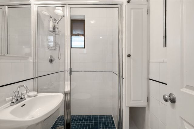 236 Beacon St 1E, Boston, MA 02116