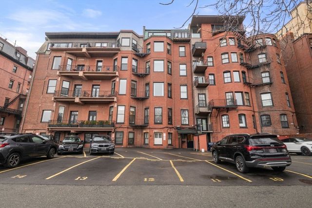 236 Beacon St 1E, Boston, MA 02116