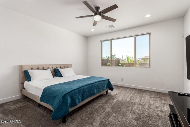 8773 W MEDLOCK Drive, Glendale, AZ 85305