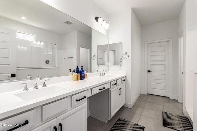 8773 W MEDLOCK Drive, Glendale, AZ 85305