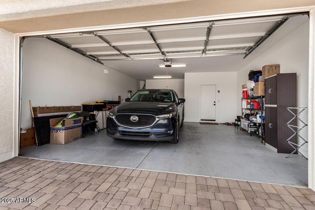 8773 W MEDLOCK Drive, Glendale, AZ 85305