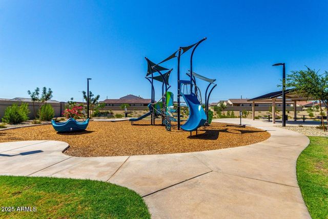 8773 W MEDLOCK Drive, Glendale, AZ 85305