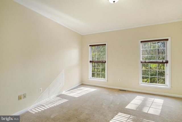 4900 WEBFOOT CT, Waldorf, MD 20601