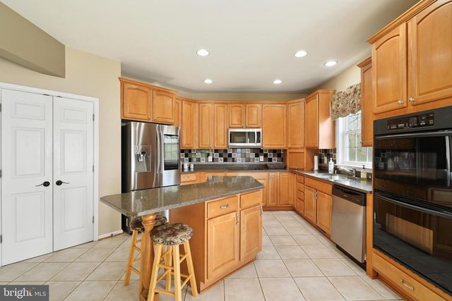 4900 WEBFOOT CT, Waldorf, MD 20601