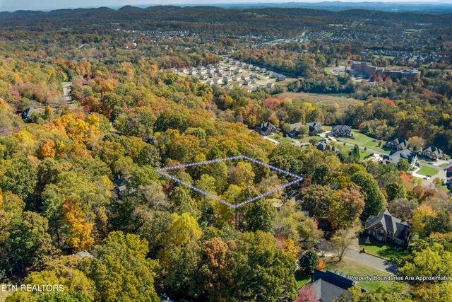 5232 Beverly Oaks Drive, Knoxville, TN 37918