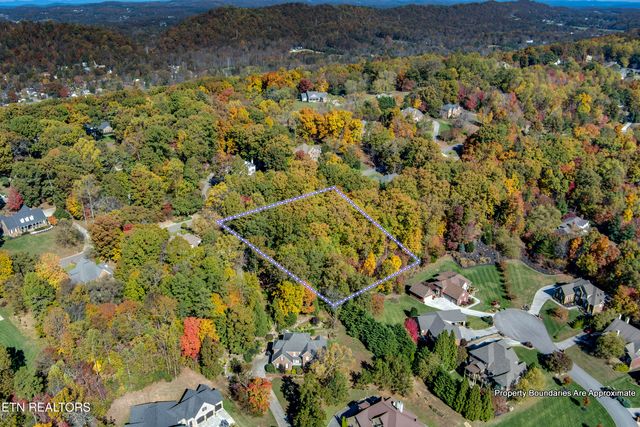 5232 Beverly Oaks Drive, Knoxville, TN 37918