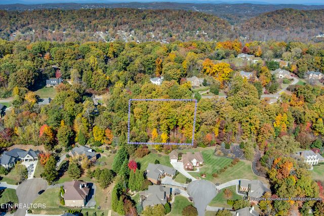 5232 Beverly Oaks Drive, Knoxville, TN 37918