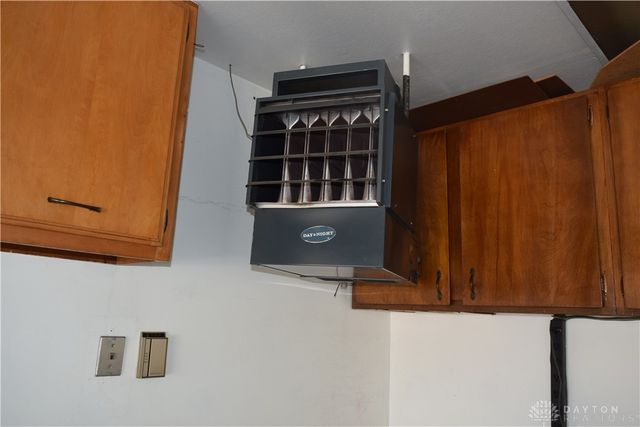 6407 Woodville Drive, Dayton, OH 45414