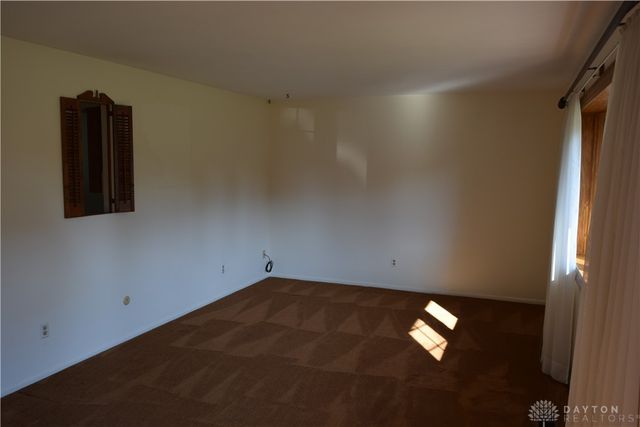6407 Woodville Drive, Dayton, OH 45414