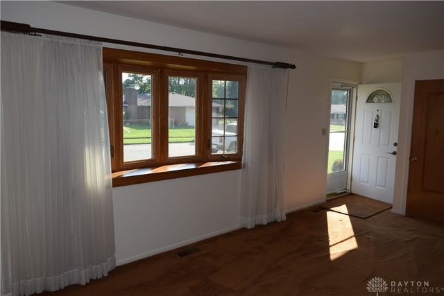 6407 Woodville Drive, Dayton, OH 45414
