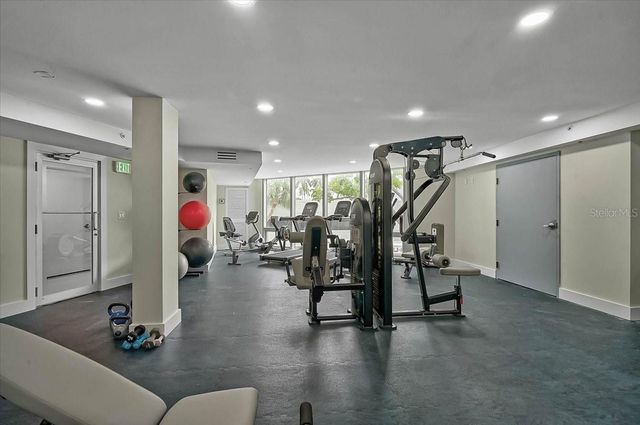 1111 N GULFSTREAM AVENUE 7C, Sarasota, FL 34236