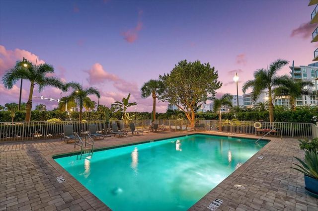 1111 N GULFSTREAM AVENUE 7C, Sarasota, FL 34236