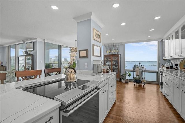 1111 N GULFSTREAM AVENUE 7C, Sarasota, FL 34236