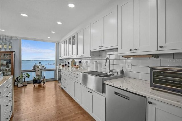 1111 N GULFSTREAM AVENUE 7C, Sarasota, FL 34236