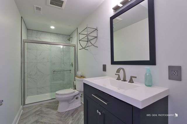21854 W Murfield Court, Mundelein, IL 60060