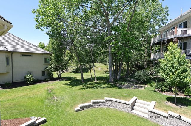 21854 W Murfield Court, Mundelein, IL 60060