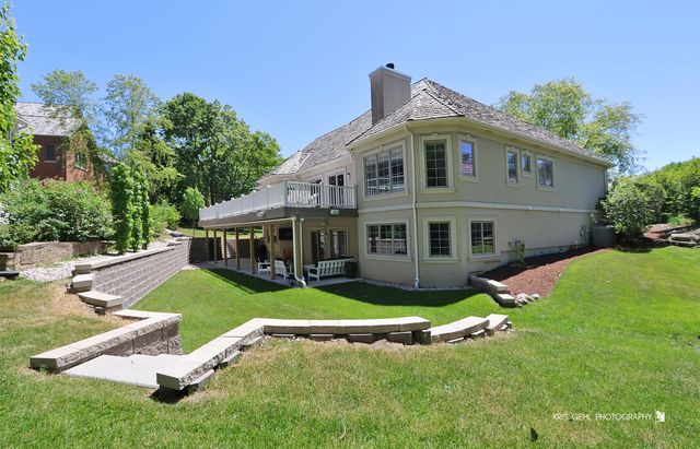 21854 W Murfield Court, Mundelein, IL 60060