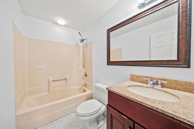 230 Willard St 602, Quincy, MA 02169