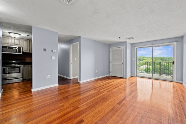 230 Willard St 602, Quincy, MA 02169
