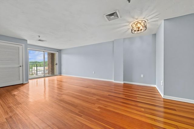 230 Willard St 602, Quincy, MA 02169
