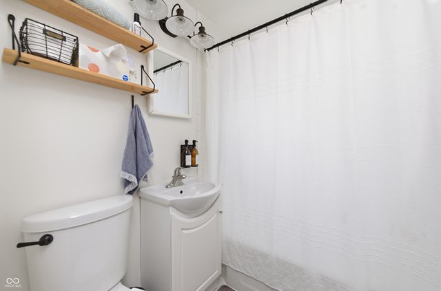 1654 N Whitcomb Avenue, Indianapolis, IN 46224