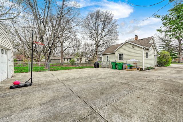 1654 N Whitcomb Avenue, Indianapolis, IN 46224