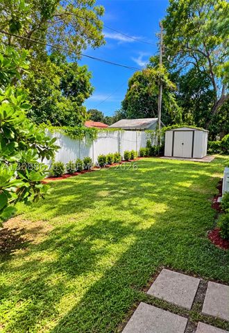 1869 NW 83rd Ter, Miami, FL 33147