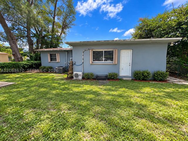 1869 NW 83rd Ter, Miami, FL 33147