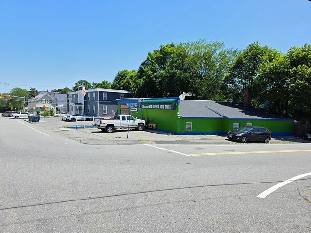 115 Whitney St, Leominster, MA 01453
