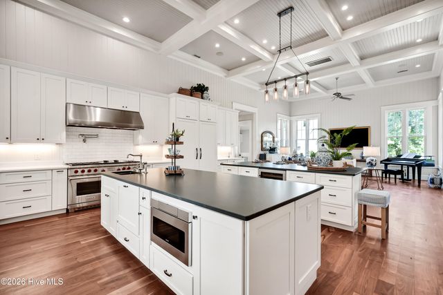 5134 Prices Creek Drive, Southport, NC 28461