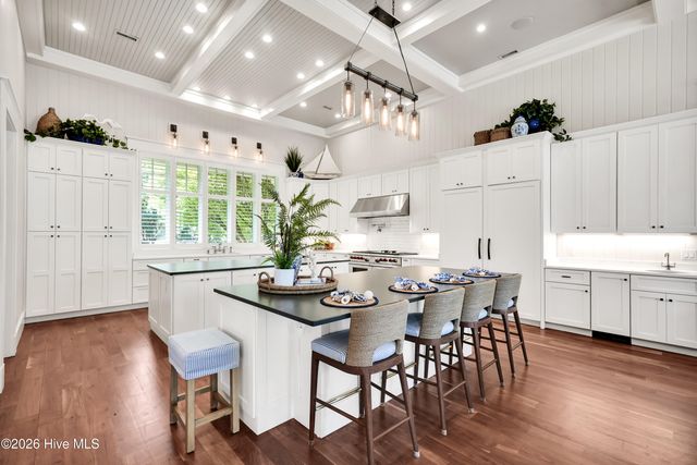5134 Prices Creek Drive, Southport, NC 28461