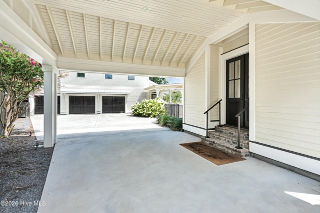 5134 Prices Creek Drive, Southport, NC 28461