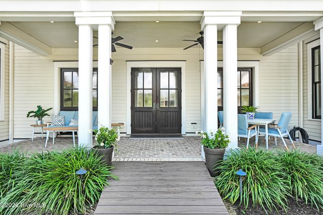 5134 Prices Creek Drive, Southport, NC 28461