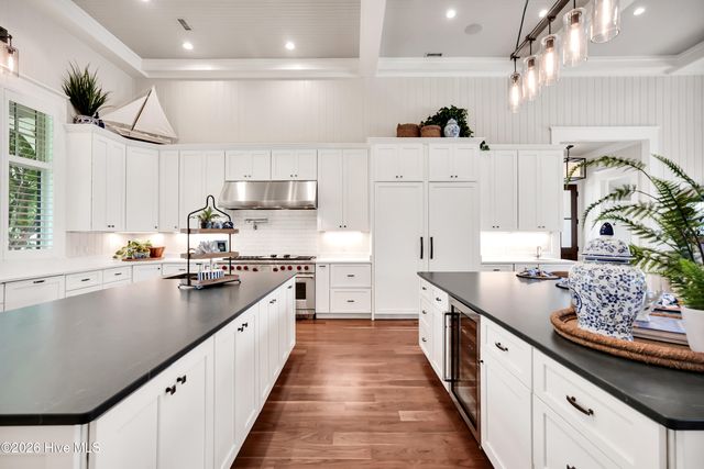5134 Prices Creek Drive, Southport, NC 28461