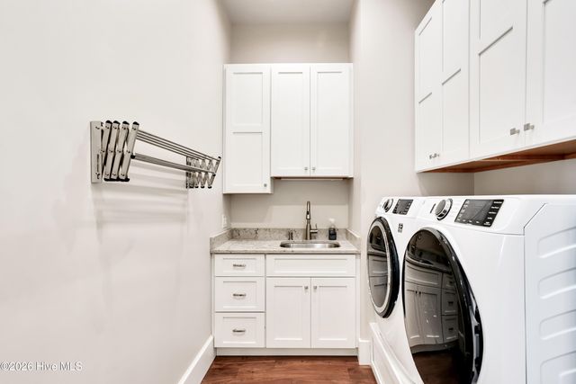 5134 Prices Creek Drive, Southport, NC 28461