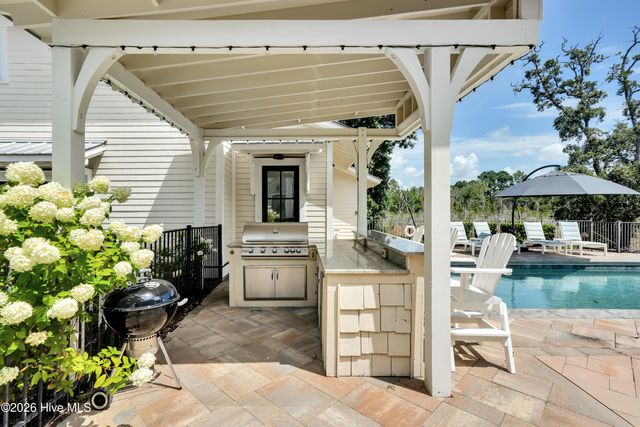 5134 Prices Creek Drive, Southport, NC 28461