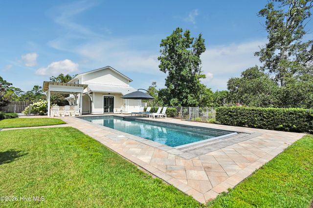 5134 Prices Creek Drive, Southport, NC 28461